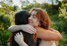 Як емоційно підтримувати у всіх ваших стосунках – спокійний блог