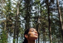 Найти покой среди хаоса: Как справиться со стрессом в День национального освещения проблемы стресса