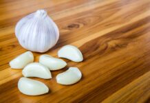 Удивительные полезные свойства употребления сырого чеснока