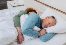 Покращення сну при легких когнітивних порушеннях: що вам потрібно знати