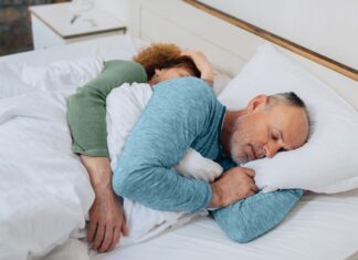 Покращення сну при легких когнітивних порушеннях: що вам потрібно знати