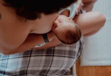 Чому Грудне Вигодовування Виснажує: Посібник для Нової Мами щодо Відновлення