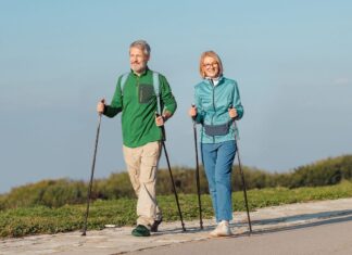 Nordic Walking: Latihan Seluruh Tubuh dengan Manfaat Nyata
