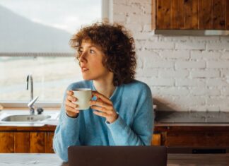 Thé au Calendula : avantages, infusion et ce que dit la science