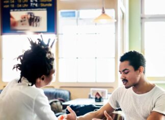 The Art of Healthy Boundaries: How to Protect Your Well-being Without Pushing People Away