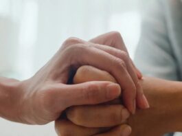 За рамками стереотипов: Как поддержать информирование о ПТСР в июне