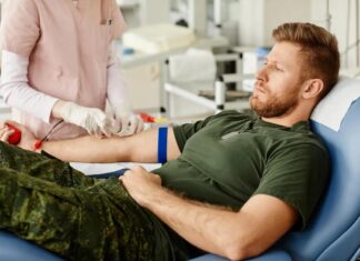 Screening del testosterone del Pentagono: perché la politica “High-T” sfida il consenso medico