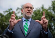 The New OMB Rule Gives Politicians the Keys to the Federal Wallet